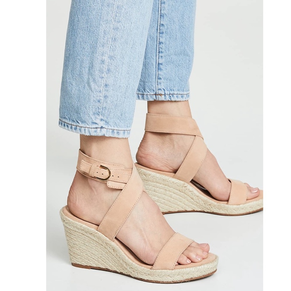 Stuart Weitzman Lexus Wedge Sandals (grey)